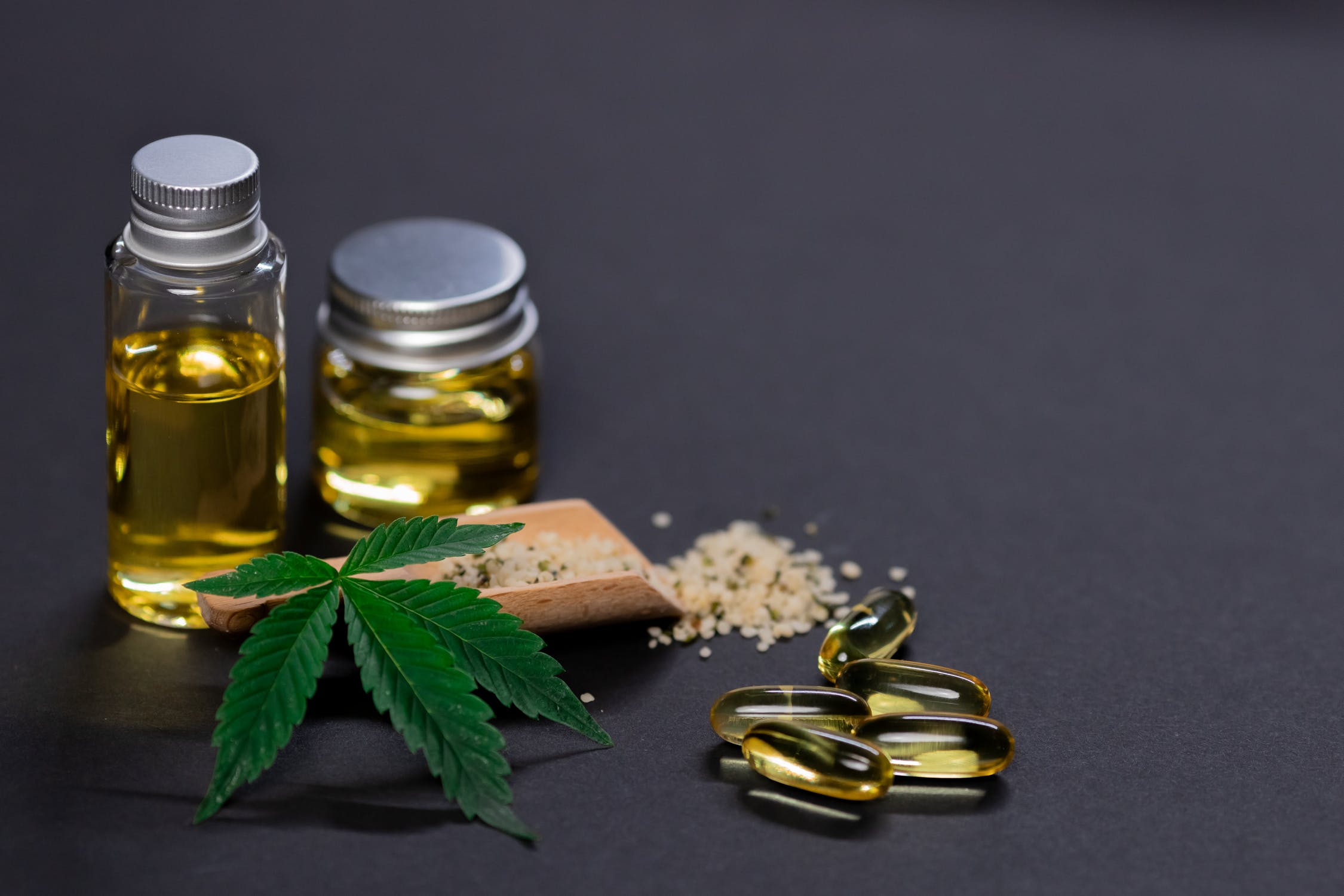 How Do You Use Medical Marijuana Extracts and Concentrates?