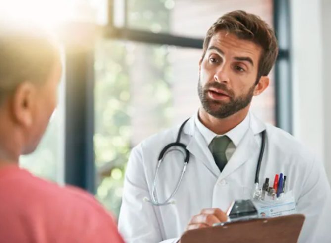 patient talks to a marijuana doctor
